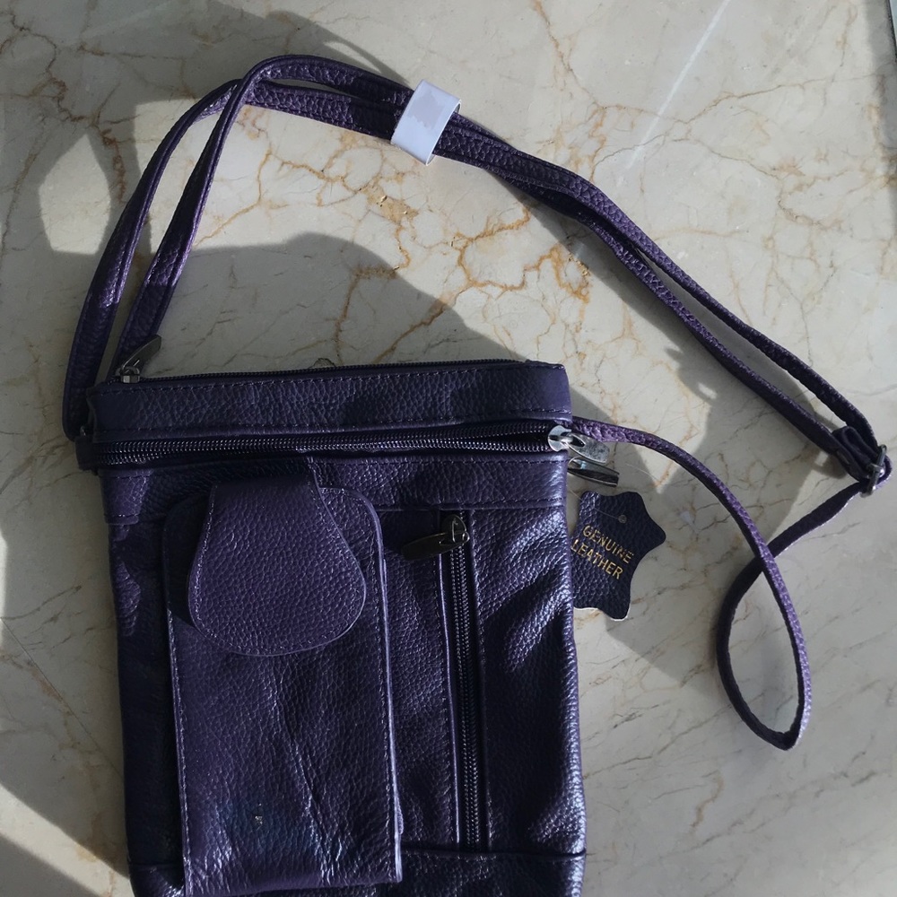 Deep plumb/purple leather bag nwot